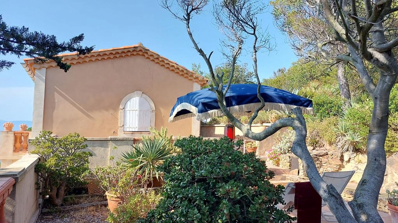 Photo of Patio Balcony in Ile du Levant