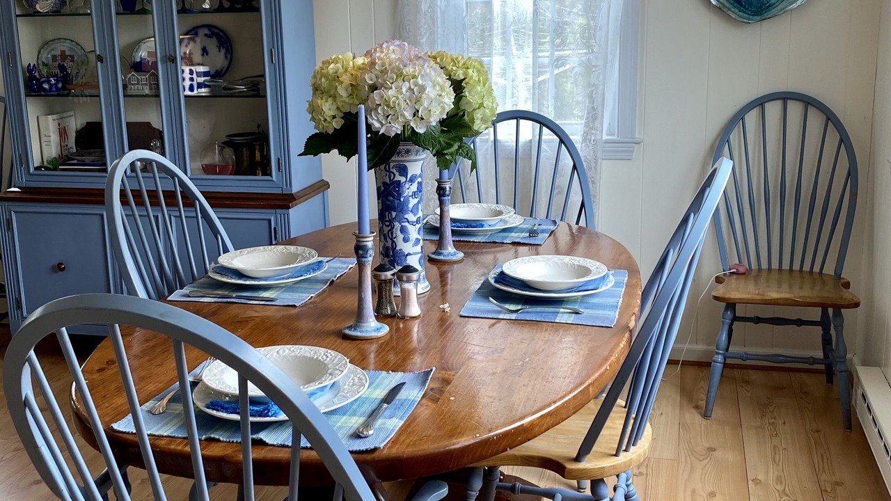 Photo of Others in Tom Nevers