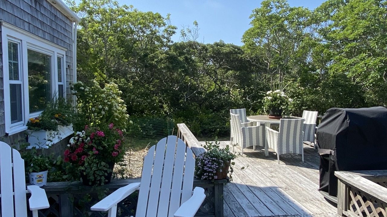 Photo of Outdoor in Tom Nevers