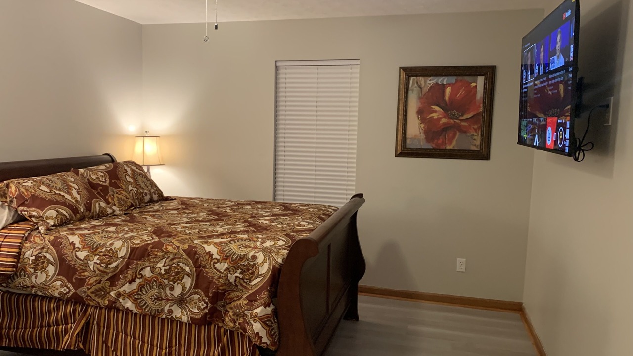 Photo of Bedroom in Mount Berry