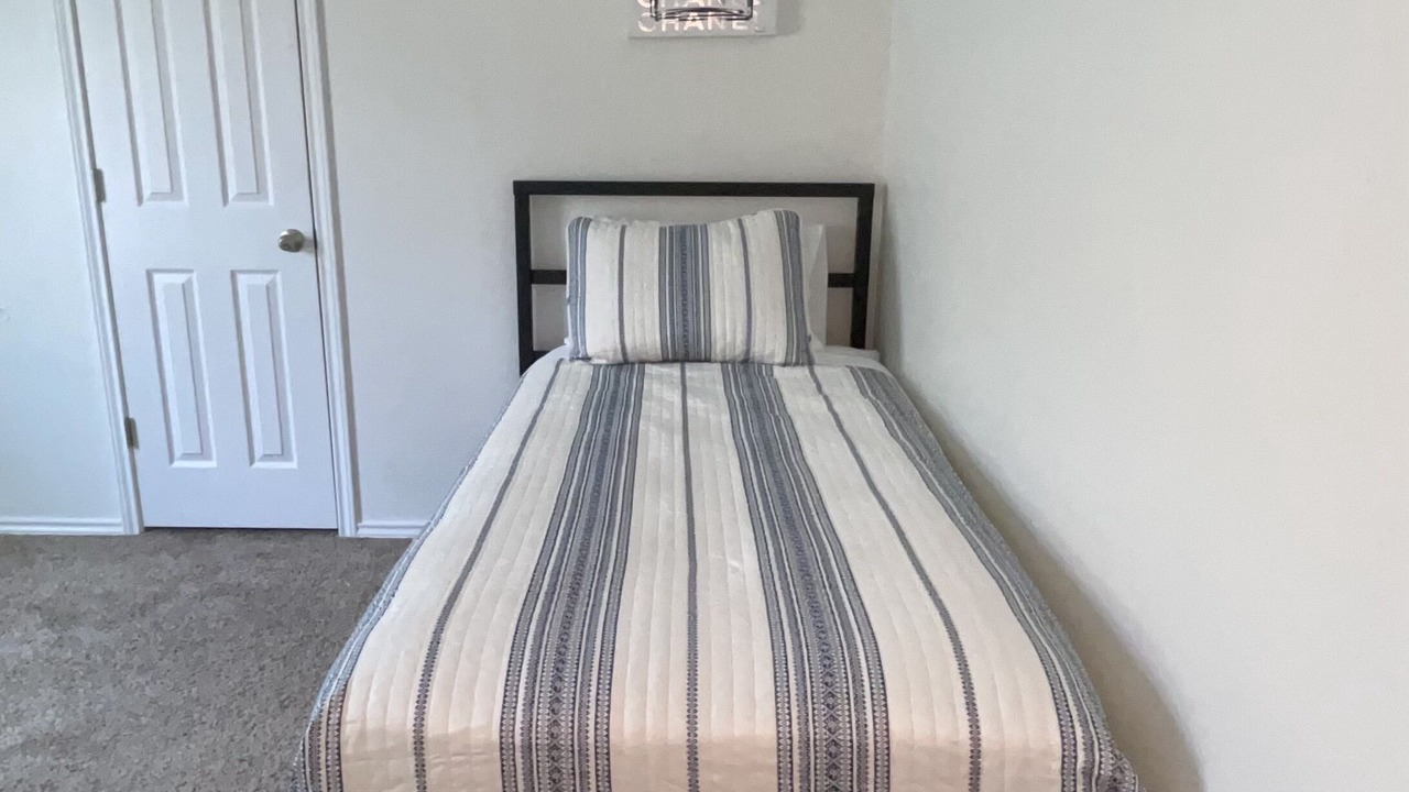 Photo of Bedroom in Hutto