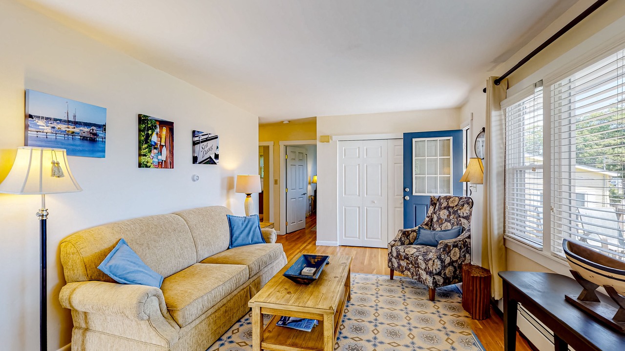 Photo of Livingroom in Boothbay Harbor