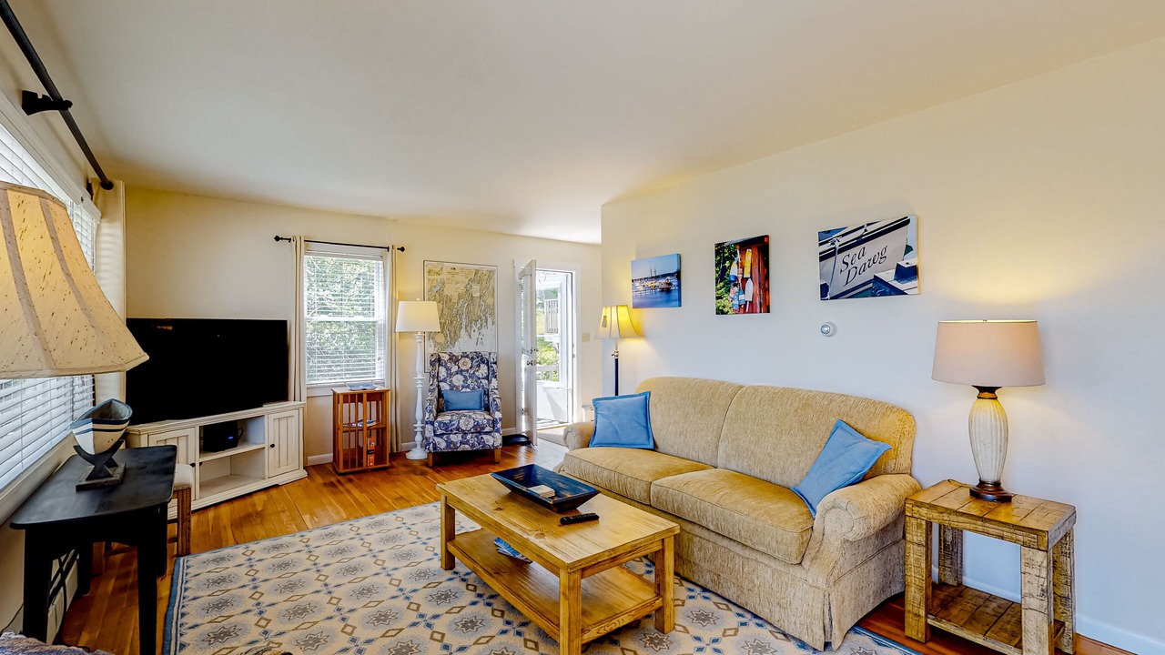 Photo of Livingroom in Boothbay Harbor