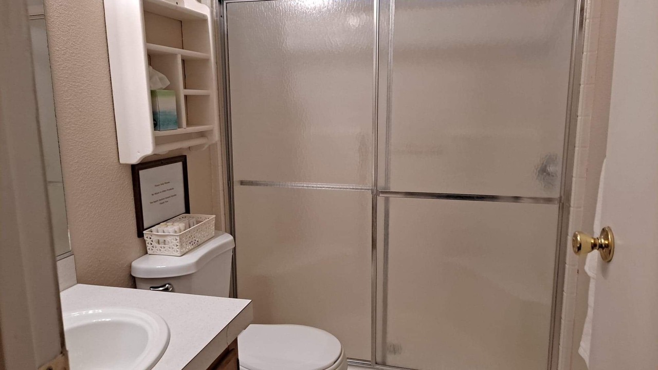 Photo of Bathroom in Baxter