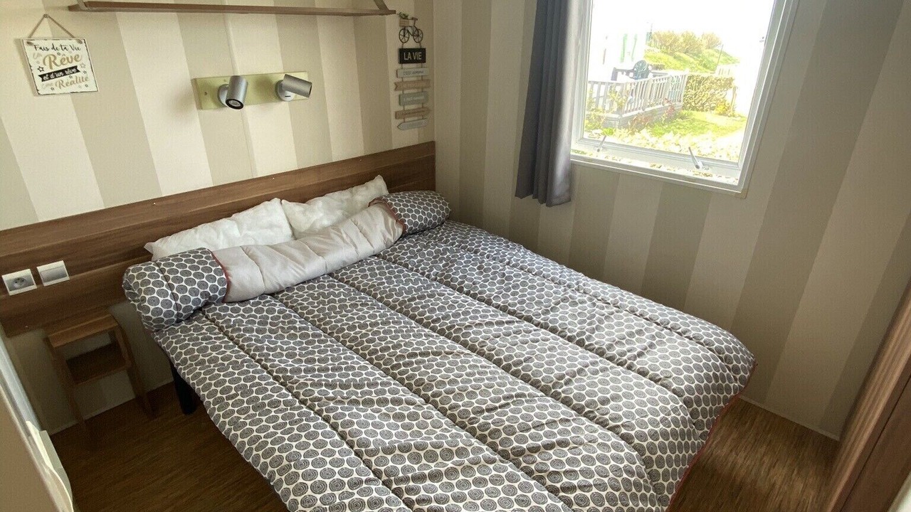 Photo of Bedroom in Le Portel