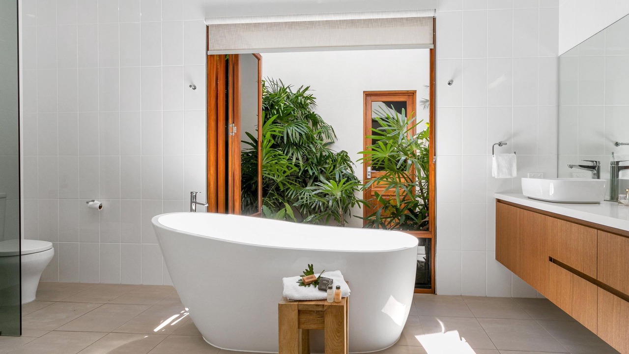 Photo of Bathroom in Palm Cove