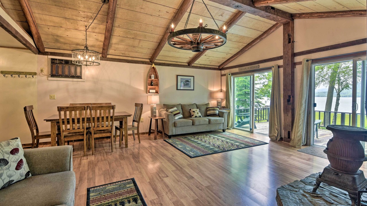 Photo of Livingroom in Bridport