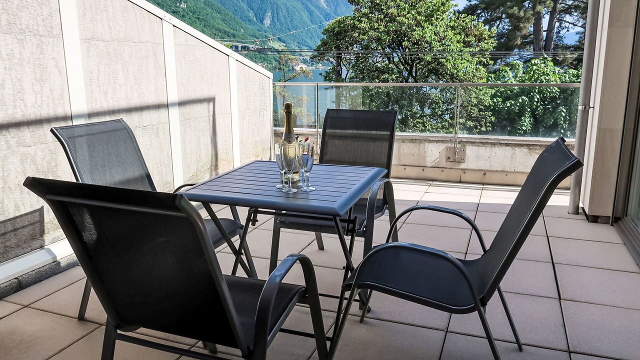 Photo of Patio Balcony in Montreux City Centre