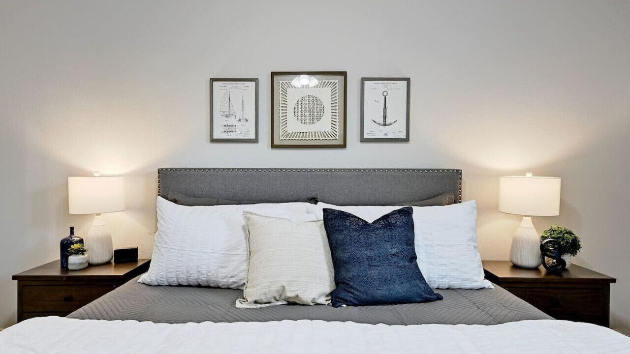 Photo of Bedroom in Point Venture