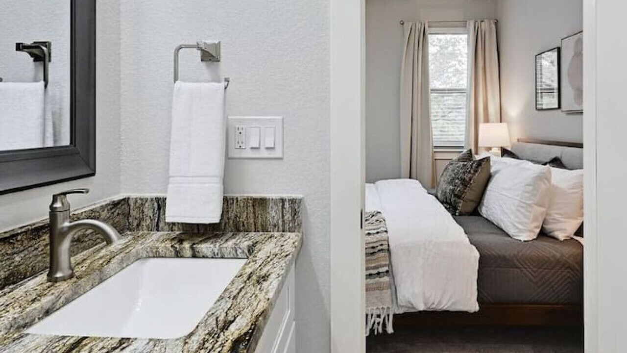 Photo of Bathroom in Point Venture