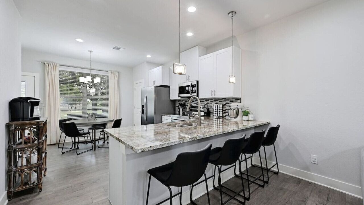 Photo of Kitchen in Point Venture