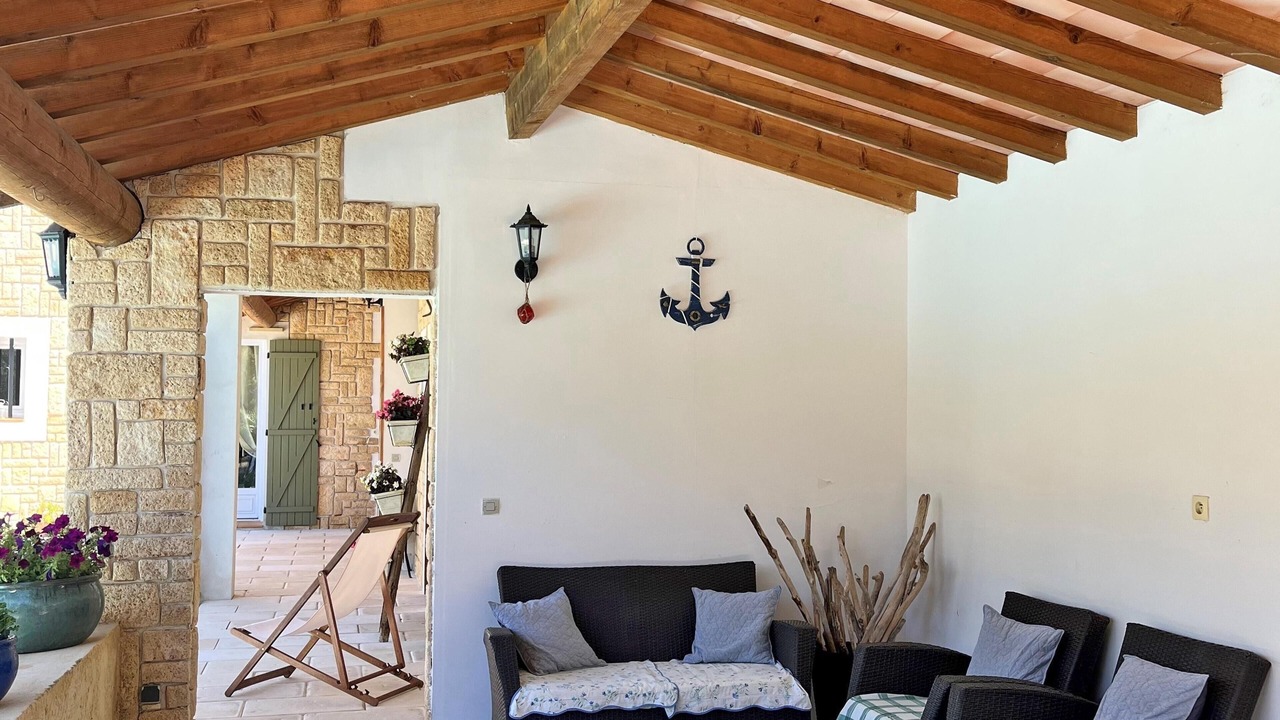 Photo of Patio Balcony in Uchaux