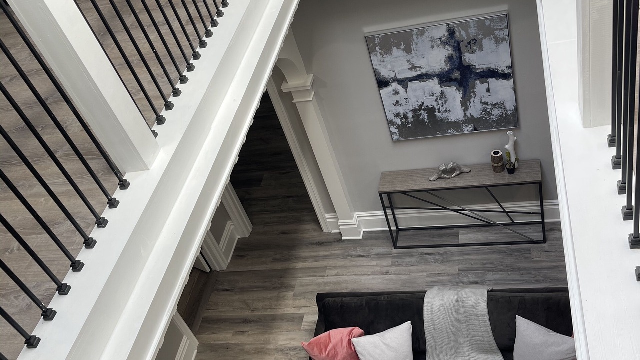 Photo of Livingroom in Downtown Niagara Falls
