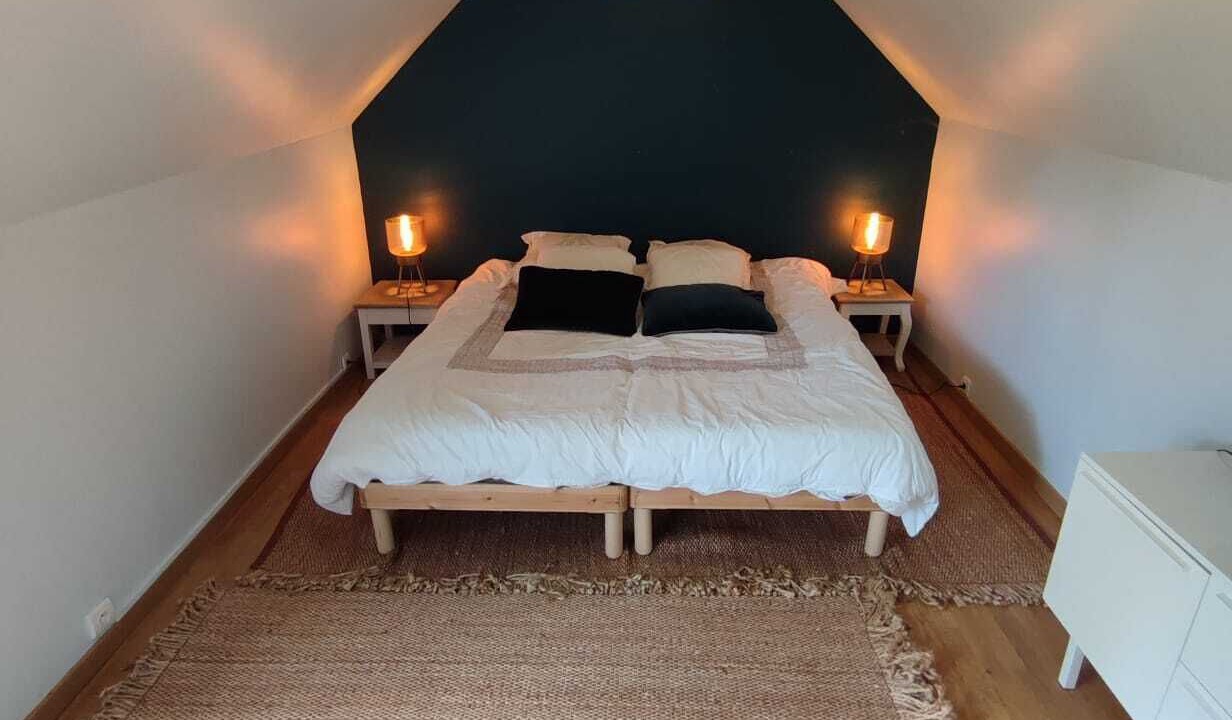 Photo of Bedroom in Saint-Laurent-en-Gatines