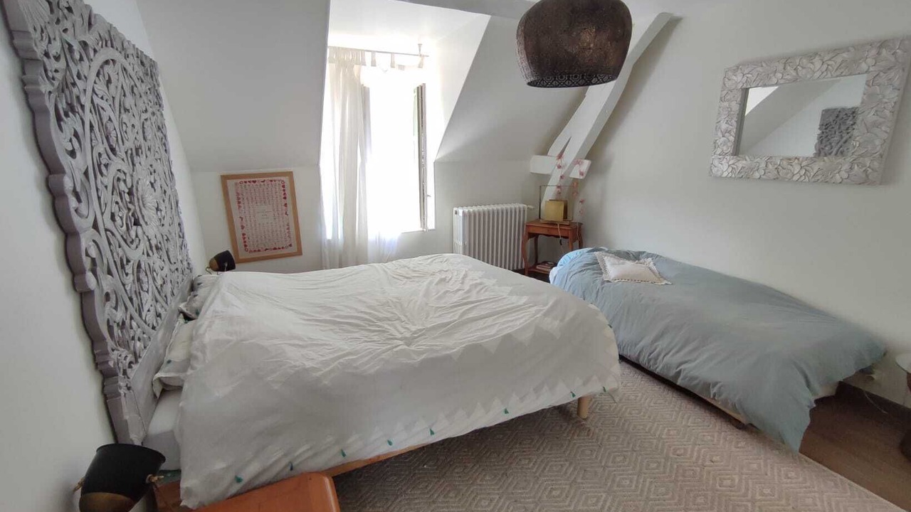 Photo of Bedroom in Saint-Laurent-en-Gatines