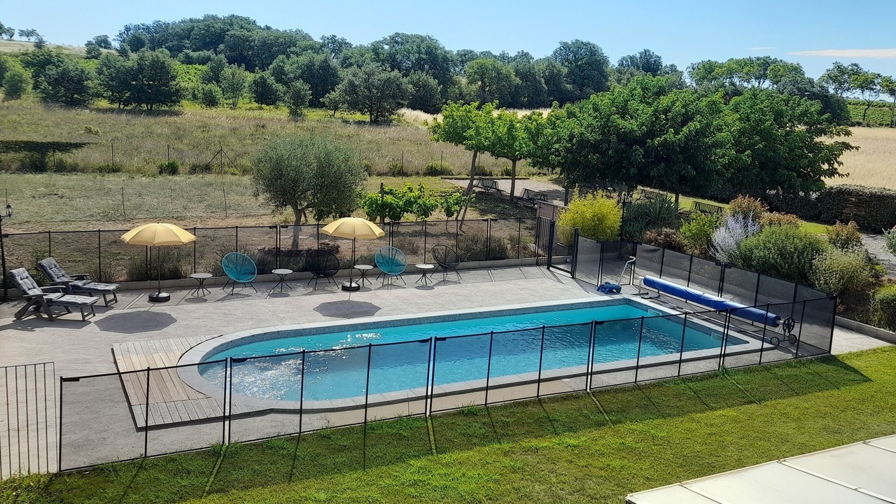 Photo of Outdoor in Pouzolles