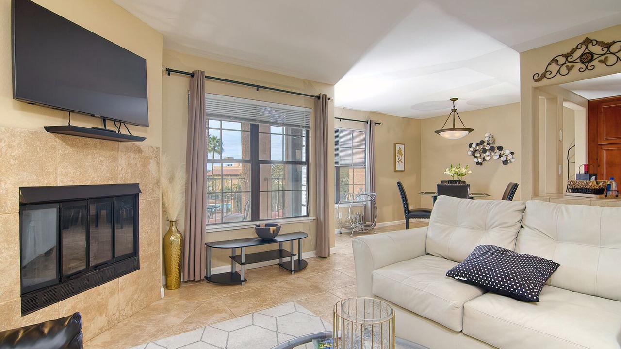Photo of Livingroom in Catalina Foothills Estates