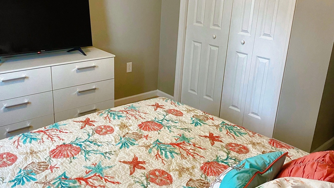 Photo of Bedroom in Sylvan Beach