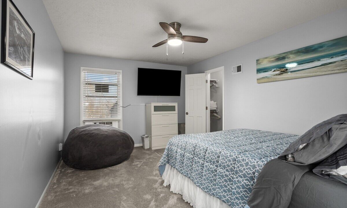 Photo of Bedroom in Overland Park