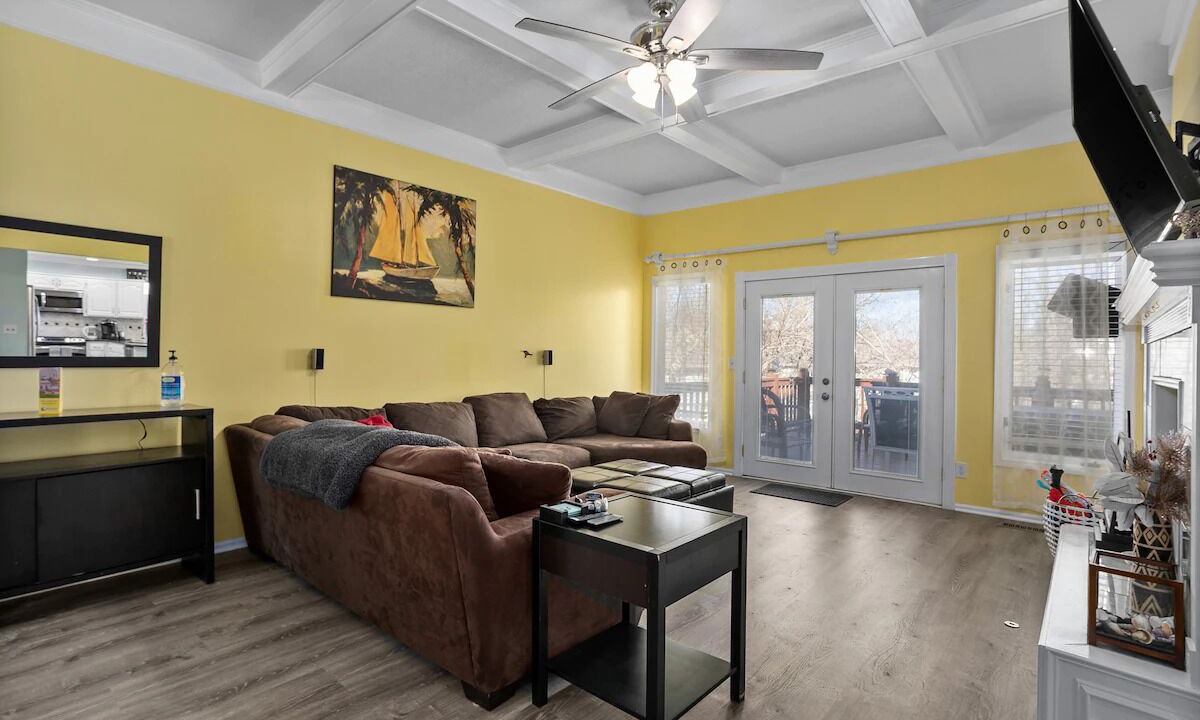 Photo of Livingroom in Overland Park