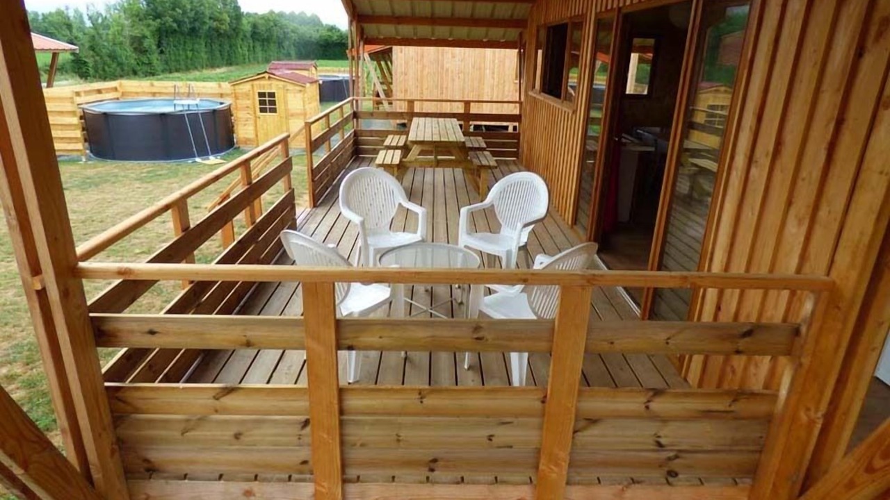 Photo of Patio Balcony in Bouille-Courdault