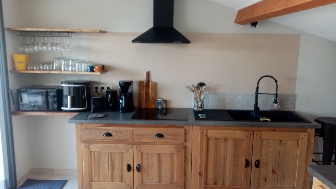 Photo of Kitchen in Montaren-et-Saint-Mediers