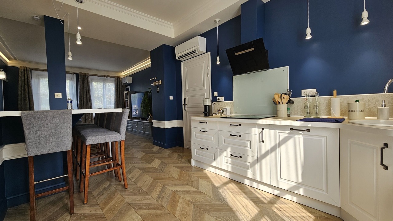 Photo of Others in Troyes