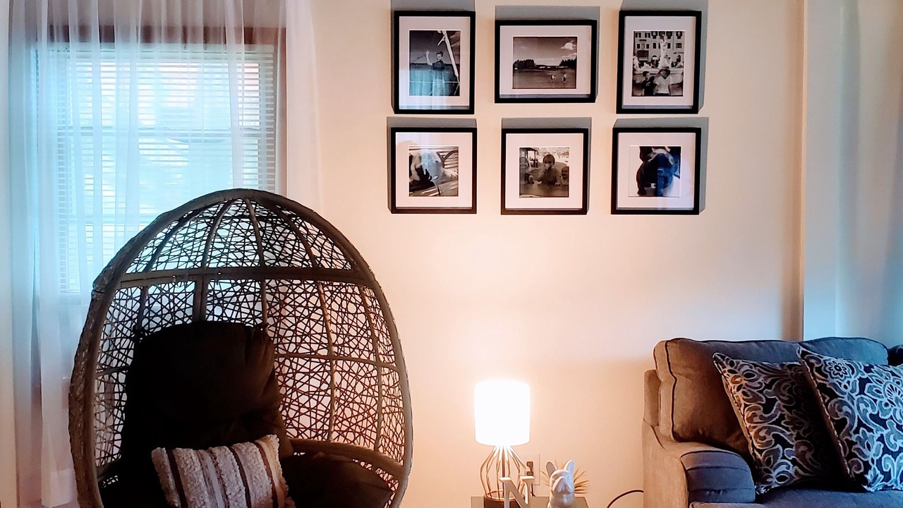 Photo of Livingroom in Epsom