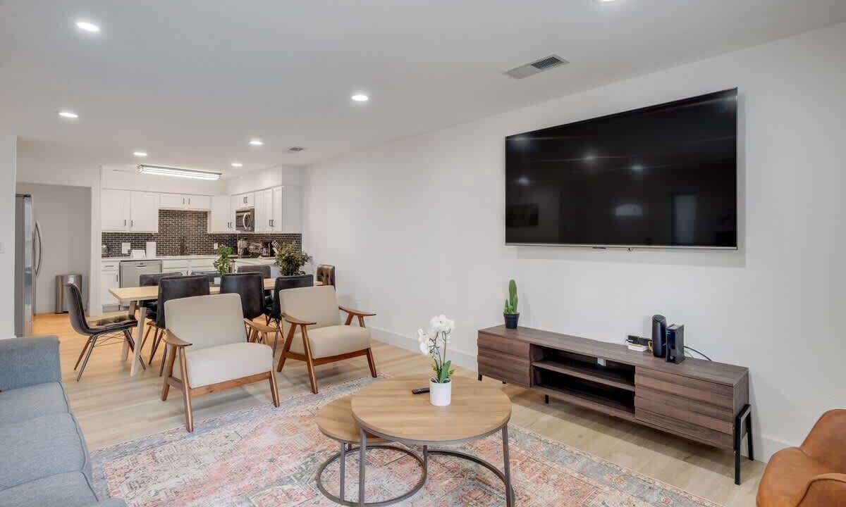 Photo of Livingroom in Northwest Dallas