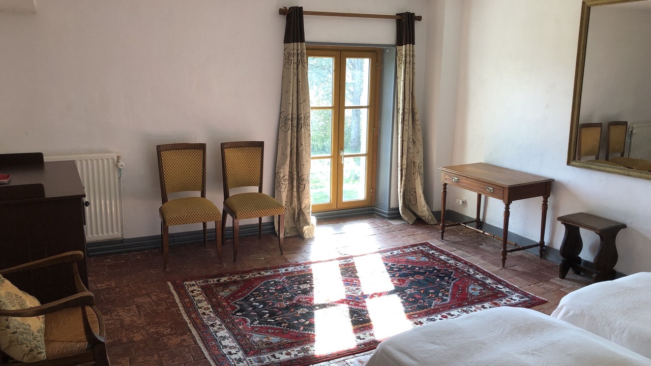 Photo of Bedroom in Taingy