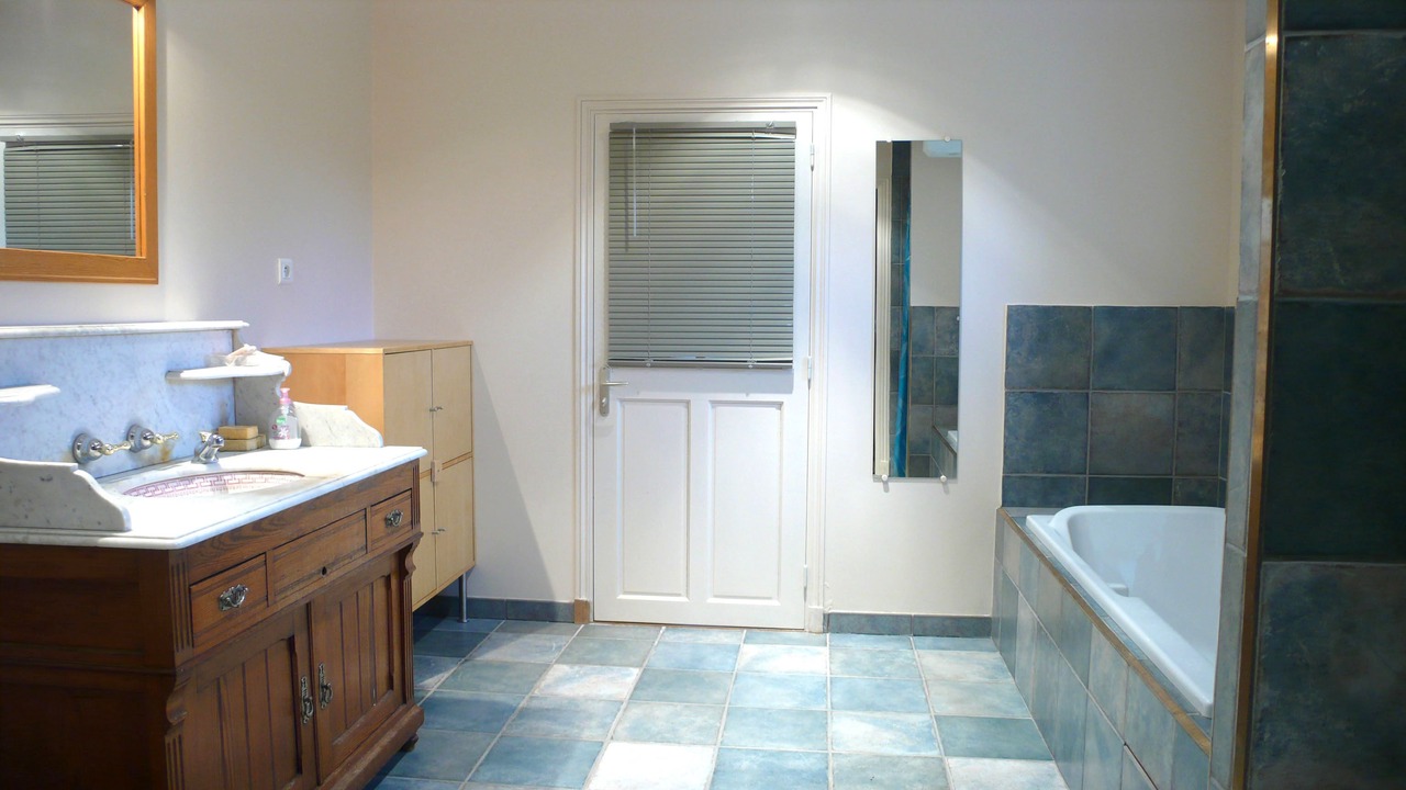 Photo of Bathroom in Taingy