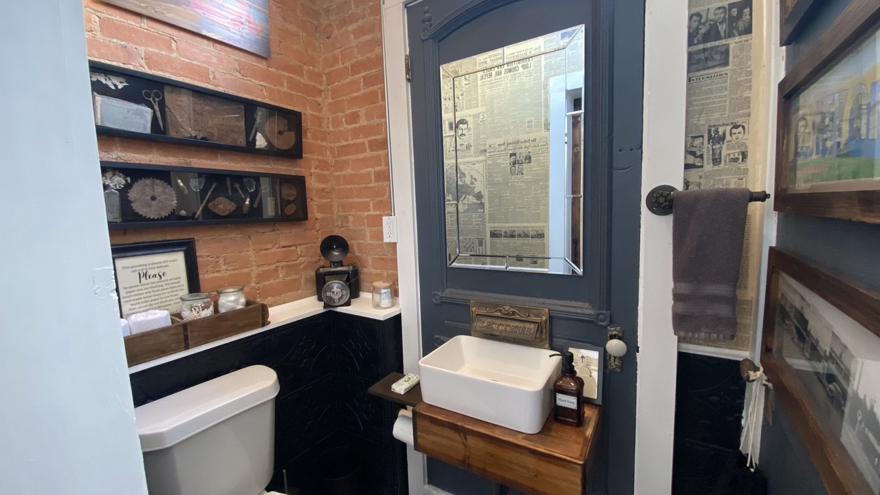 Photo of Bathroom in Honey Grove