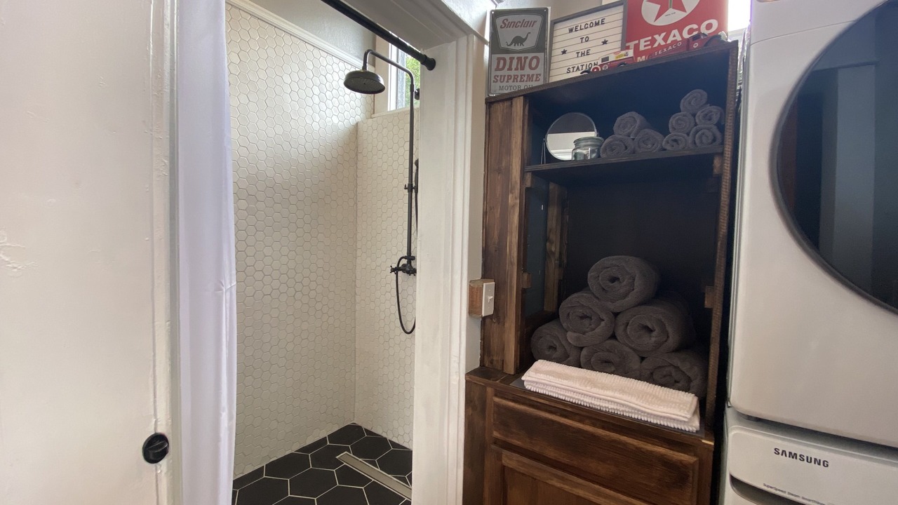 Photo of Bathroom in Honey Grove