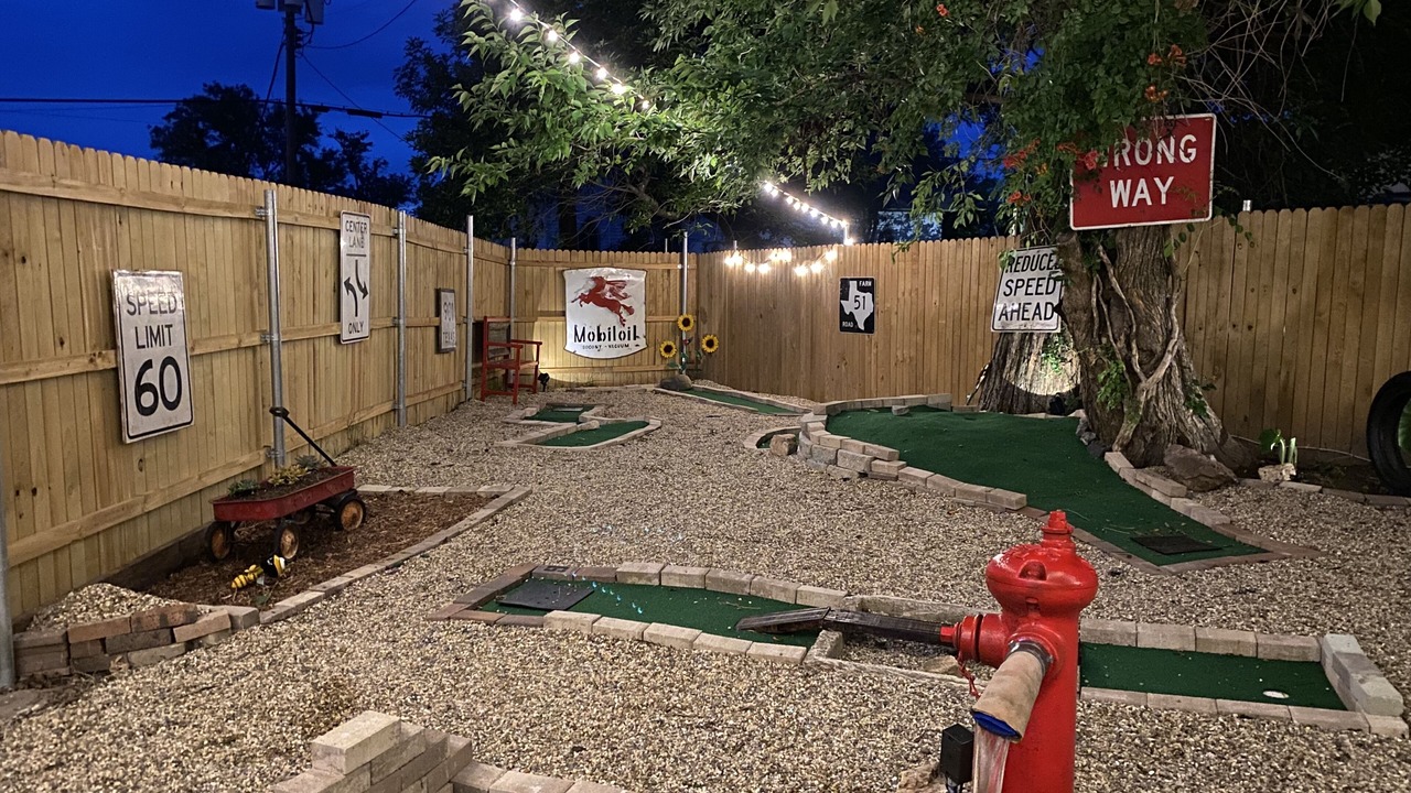 Photo of Outdoor in Honey Grove