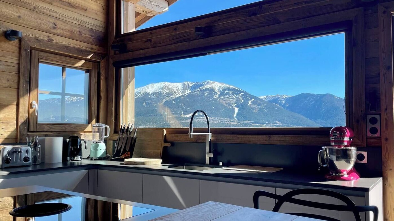 Photo of Others in Superbolquere