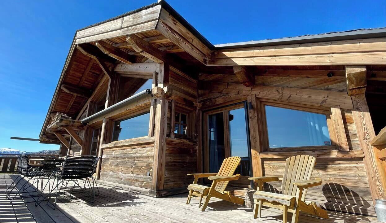 Photo of Others in Superbolquere