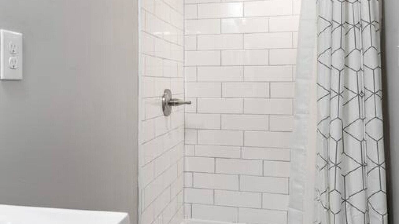 Photo of Bathroom in Collier Heights