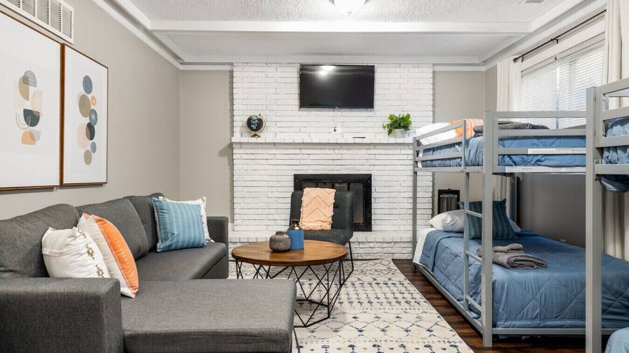 Photo of Livingroom in Collier Heights