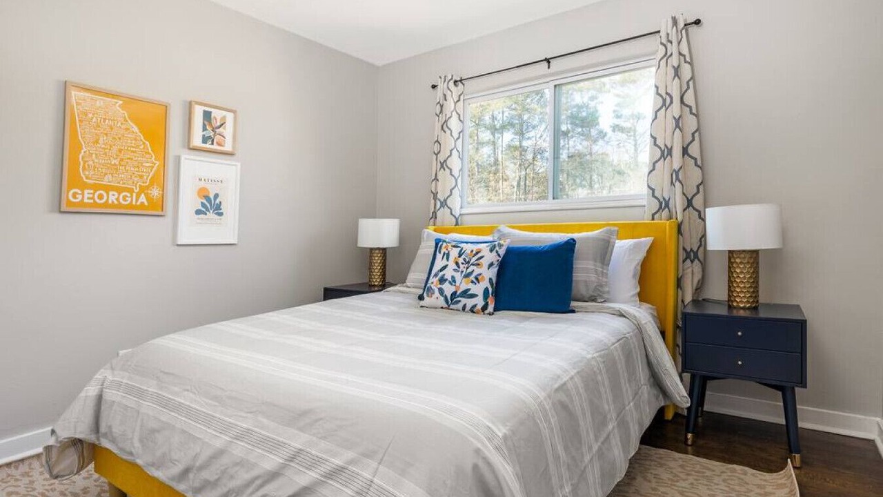 Photo of Bedroom in Collier Heights