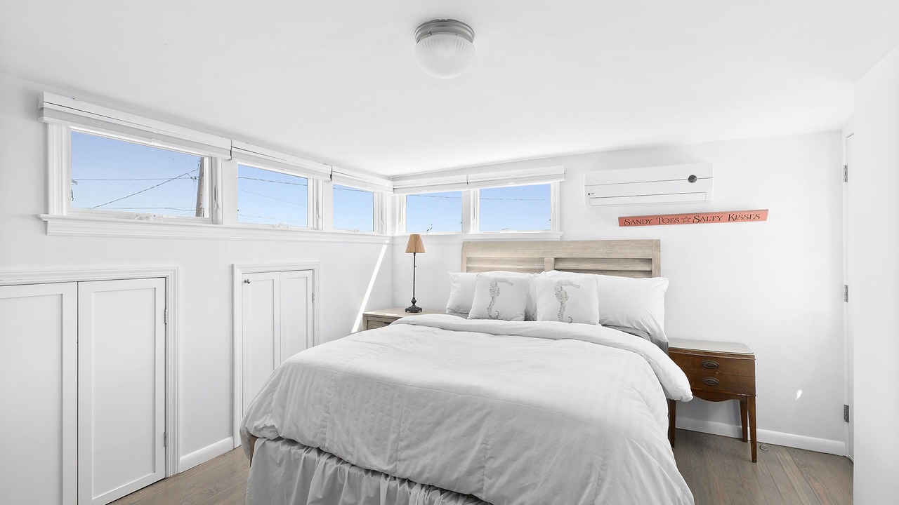 Photo of Bedroom in Westhampton Beach