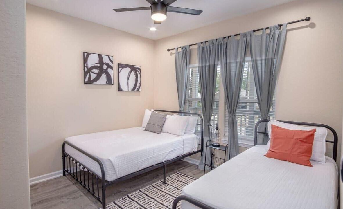 Photo of Bedroom in Nevada Street