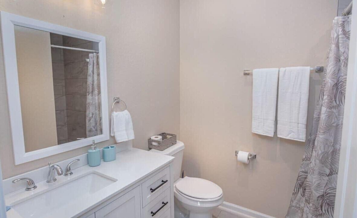 Photo of Bathroom in Nevada Street
