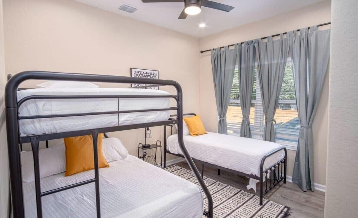 Photo of Bedroom in Nevada Street