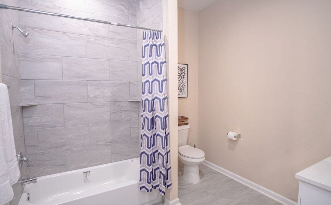 Photo of Bathroom in Nevada Street