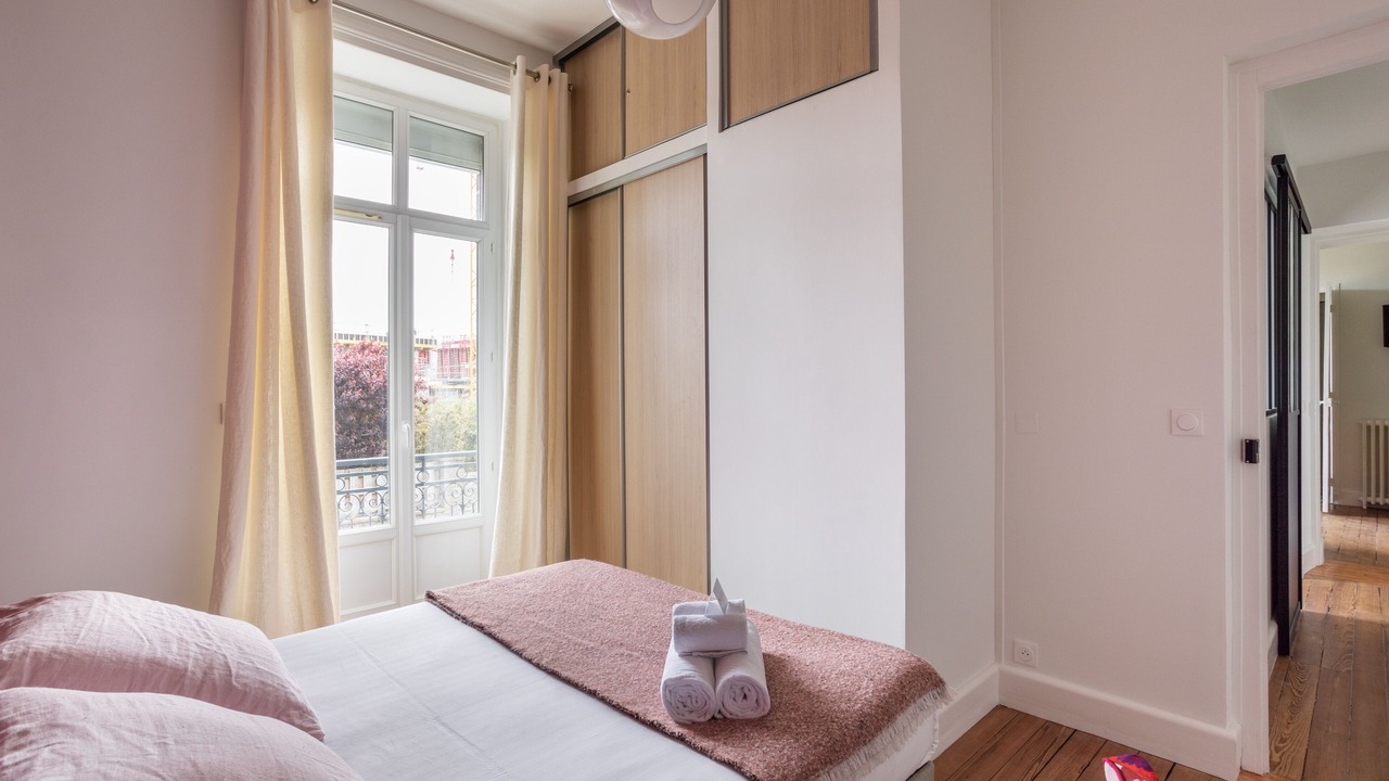 Photo of Bedroom in Saint-Servan