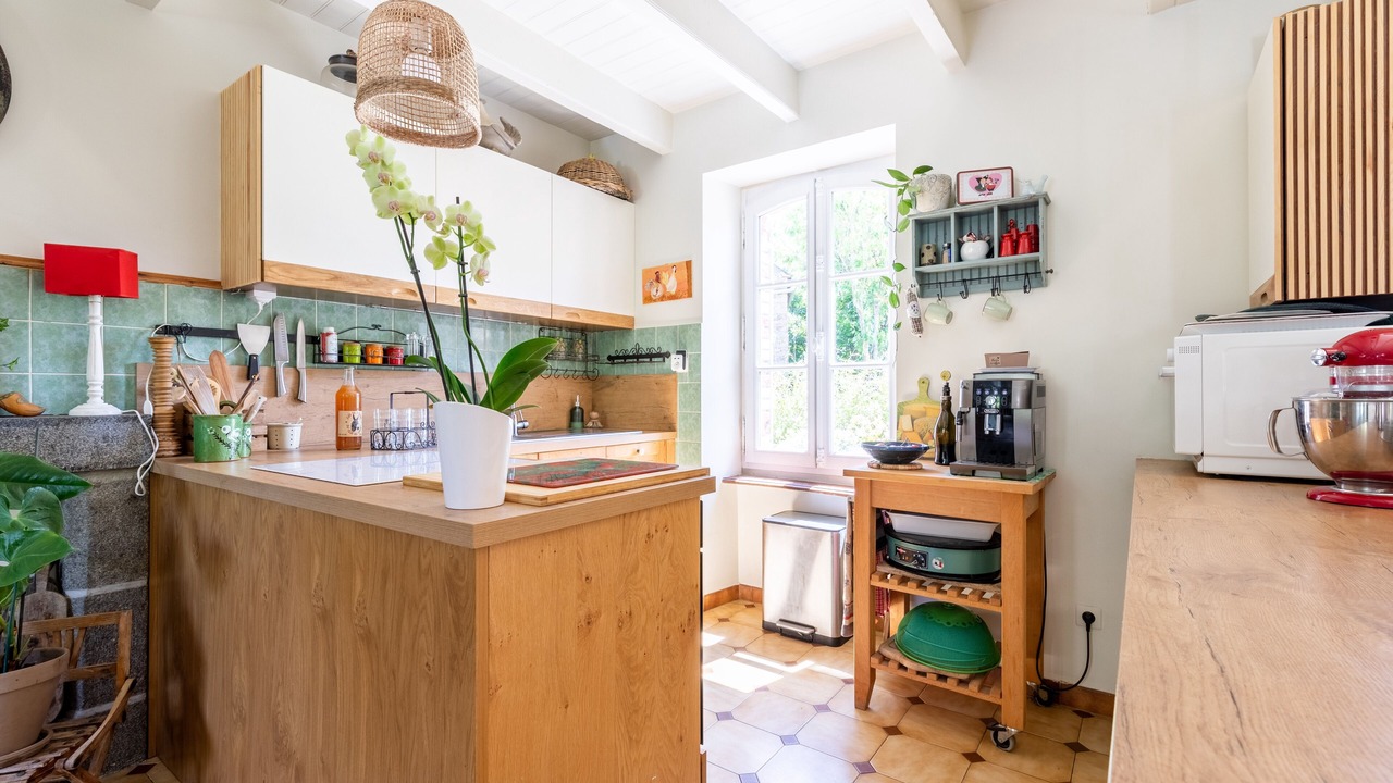 Photo of Kitchen in Plouer-sur-Rance