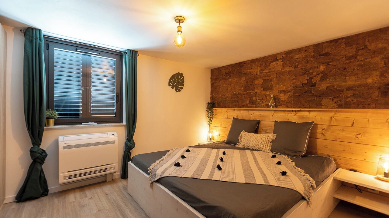 Photo of Bedroom in Sampzon