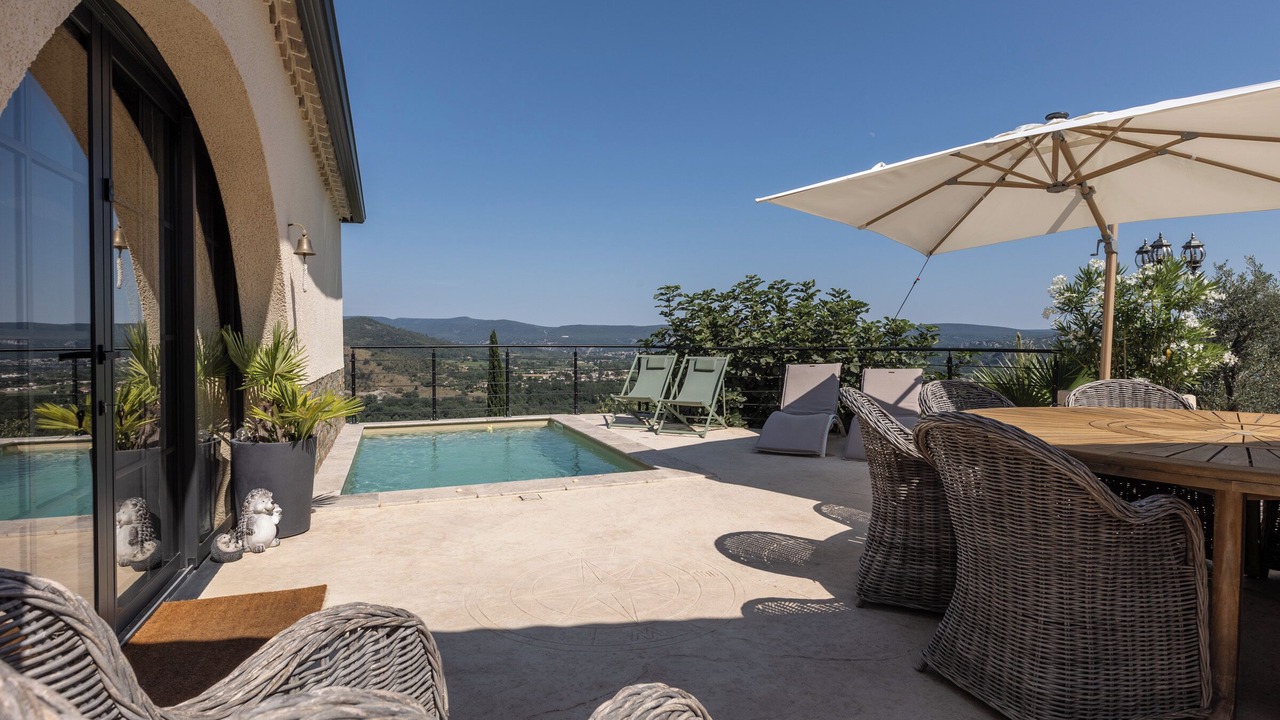 Photo of Outdoor in Sampzon