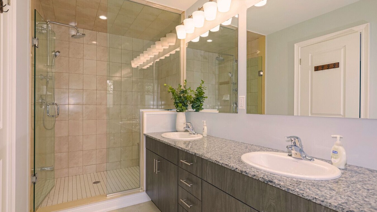 Photo of Bathroom in The Blue Mountains