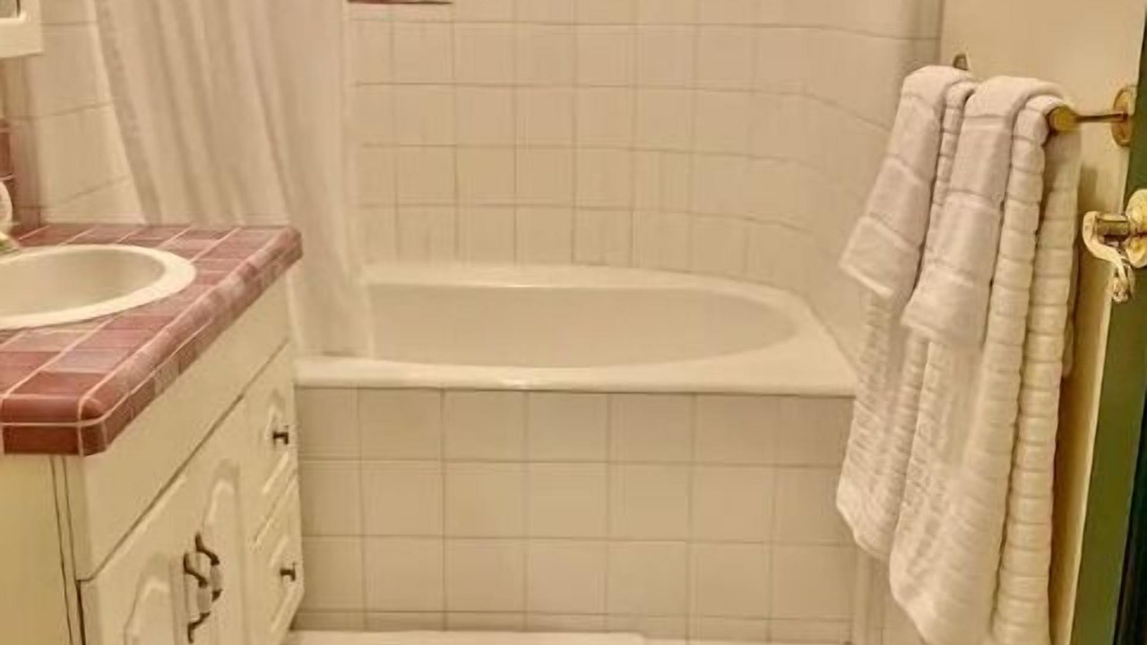 Photo of Bathroom in Ventura County